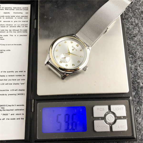 ⁦שעון של טואס⁩ – תמונה ⁦2⁩