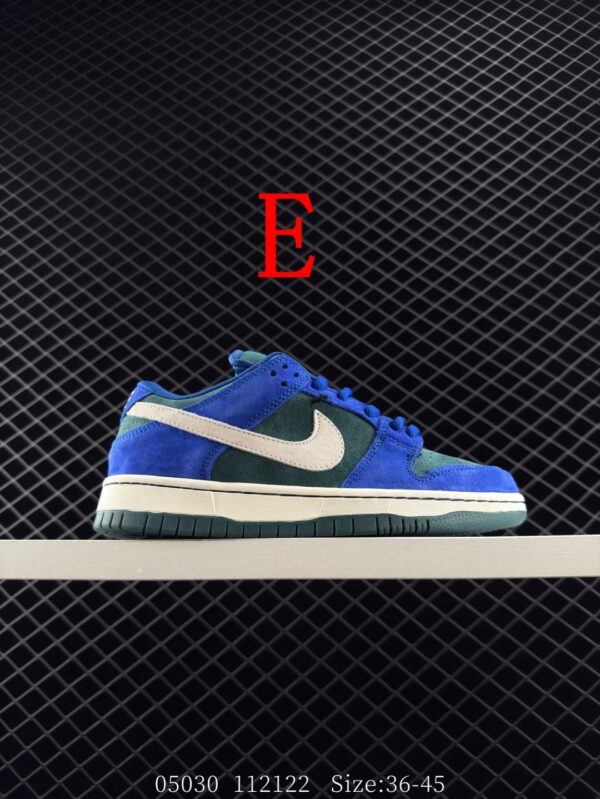 ⁦נעליים של נייק דאנק  (DUNK SB)⁩ – תמונה ⁦5⁩