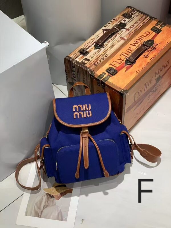 ⁦תיק גב של מיו מיו⁩ – תמונה ⁦6⁩