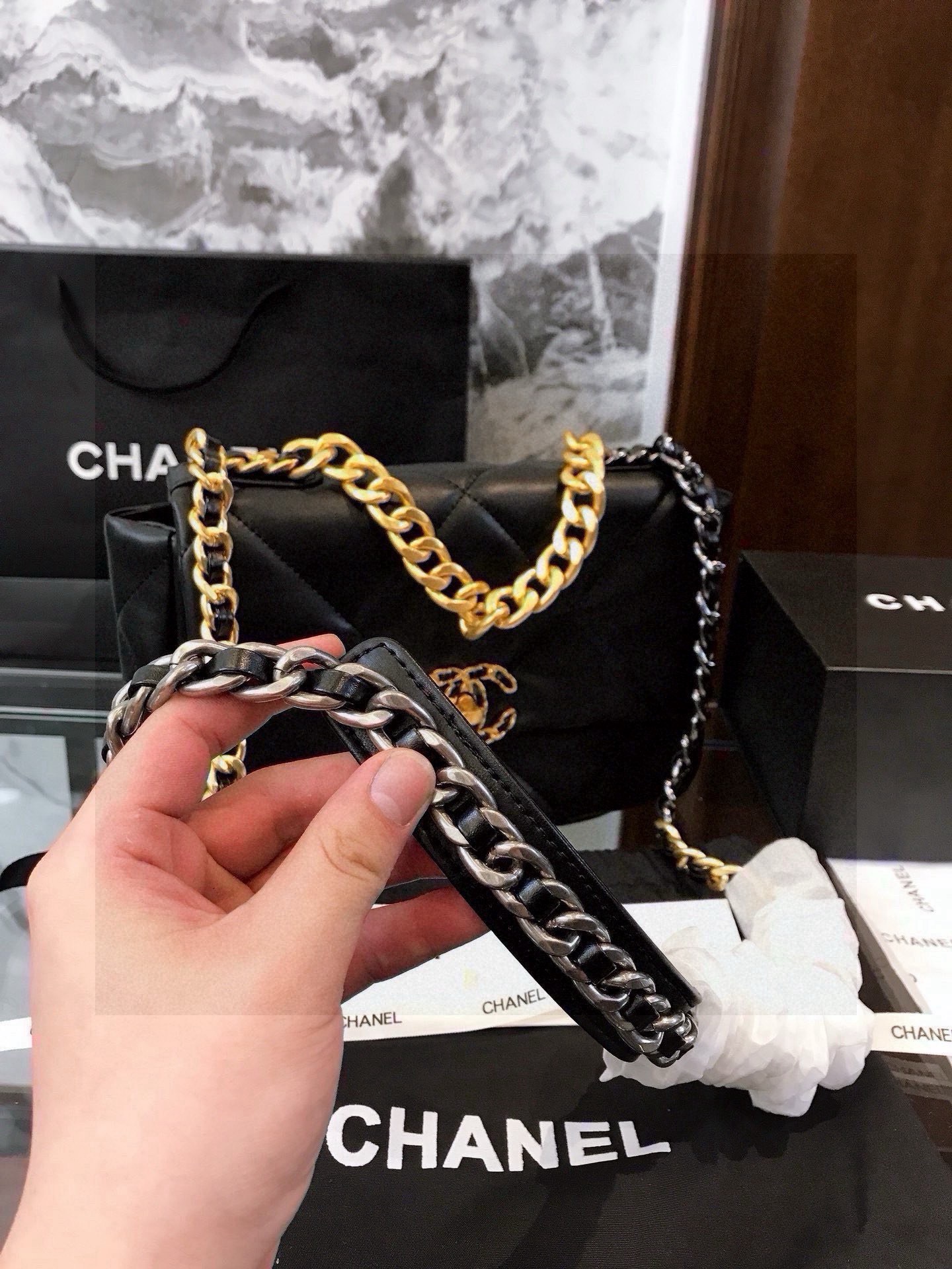 תיק של שנאל מעור – תמונה 7